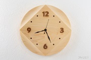 Square the circle：檜の掛け時計
